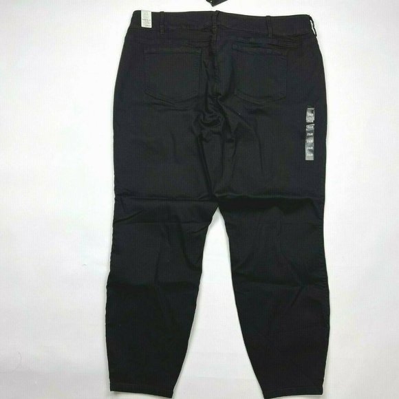 Torrid Super Stretch Jeggings Cotton Blend Zip Closure Denim Women Plus 26 NWT - Picture 3 of 12